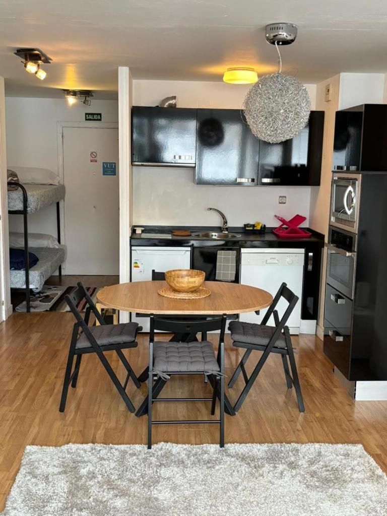 Apartamento Астун Экстерьер фото